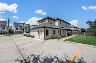 2114 S 11th St, Waco, TX 76706 - Photo 36