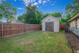 614 W 3rd St, McGregor, TX 76657 - Photo 28