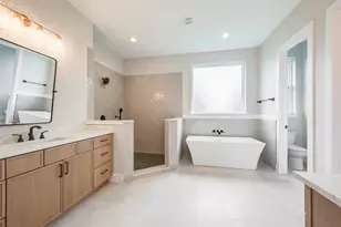 456 Acorn Trl, Granbury, TX 76049 - Photo 18