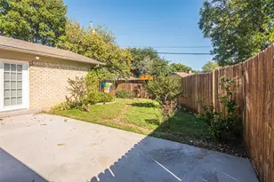 13128 Kerr Trail, Farmers Branch, TX 75244 - Photo 18