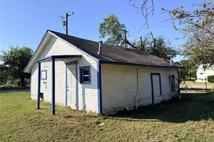 400 E 11th Ave, Corsicana, TX 75110 - Photo 4