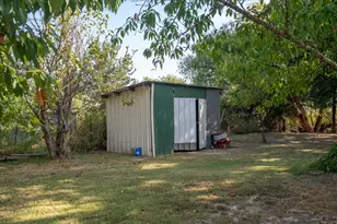 814 Signal Rd, Quinlan, TX 75474 - Photo 10