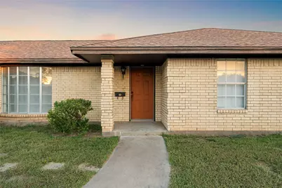 1825 Mahalia Drive, Waco, TX 76705 - Photo 2