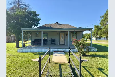 200 E South Street, Trenton, TX 75490 - Photo 2