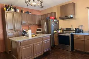 200 E South St, Trenton, TX 75490 - Photo 6