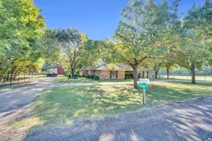 111 Oak Creek Ln, Ovilla, TX 75154 - Photo 4