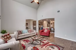 2032 Olivereta Dr, Little Elm, TX 75068 - Photo 4