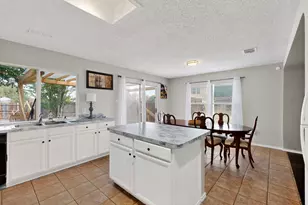 6525 Willow Oak Ct, Fort Worth, TX 76112 - Photo 12