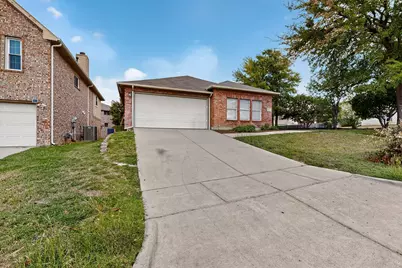 6525 Willow Oak Court, Fort Worth, TX 76112 - Photo 2