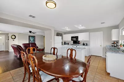 6525 Willow Oak Court, Fort Worth, TX 76112 - Photo 16