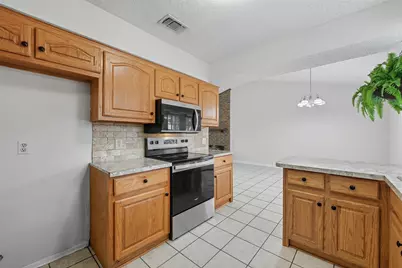 2017 Jessie Place, Edgecliff Village, TX 76134 - Photo 18