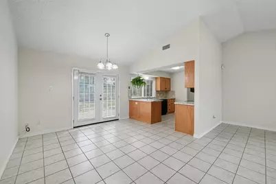 2017 Jessie Place, Edgecliff Village, TX 76134 - Photo 14