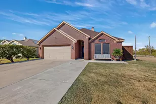 10332 Grigsby Dr, Fort Worth, TX 76140 - Photo 2