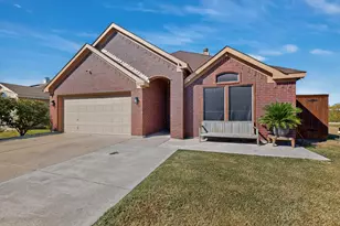 10332 Grigsby Dr, Fort Worth, TX 76140 - Photo 4