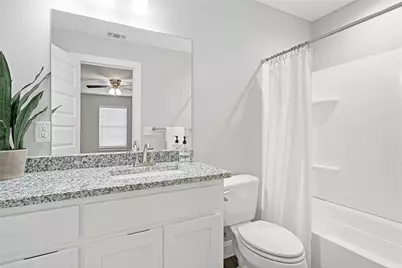 526 W Elm Street, Denison, TX 75020 - Photo 16