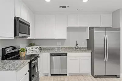 526 W Elm Street, Denison, TX 75020 - Photo 6