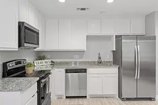 526 W Elm St, Denison, TX 75020 - Photo 6