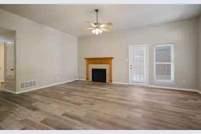 2014 Lee Drive, Denton, TX 76209 - Photo 8