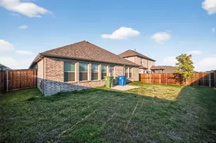 13092 Mizell Ln, Providence Village, TX 76227 - Photo 32