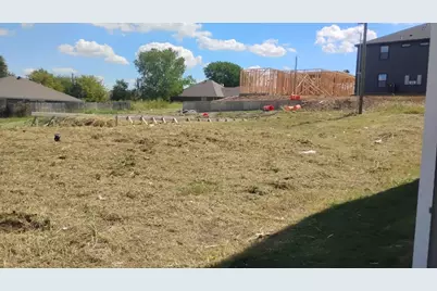 7913 Marydean Avenue, Fort Worth, TX 76116 - Photo 2