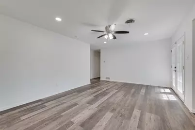 1309 Sycamore Street, Waxahachie, TX 75165 - Photo 10