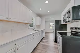 1309 Sycamore St, Waxahachie, TX 75165 - Photo 6