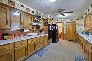 311 Wheeler Creek Ct, Gainesville, TX 76240 - Photo 12