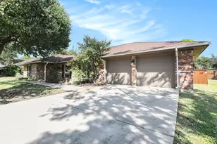 3516 Lawndale Ave, Fort Worth, TX 76133 - Photo 2