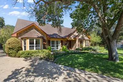 4400 Summercrest Court, Fort Worth, TX 76109 - Photo 38