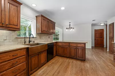 4400 Summercrest Court, Fort Worth, TX 76109 - Photo 6