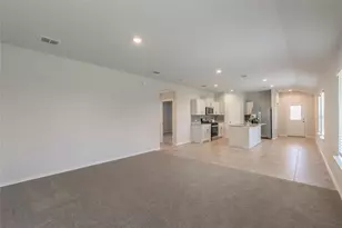 125 Driftoak, Boyd, TX 76023 - Photo 4