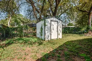 2535 Ghent St, Dallas, TX 75215 - Photo 22