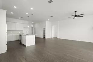 121 Grey Wolf Ct, Godley, TX 76044 - Photo 8