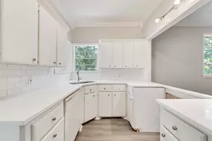 111 Dogwood Trail, Gun Barrel City, TX 75156 - Photo 6