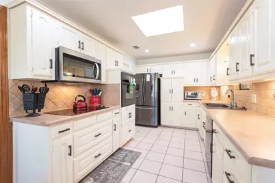 1020 Sunset Circle, Lowry Crossing, TX 75069 - Photo 18