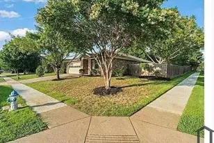 1665 Stonehaven Pl, Little Elm, TX 75068 - Photo 2