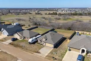 115 Oak Springs Loop, Mabank, TX 75147 - Photo 20