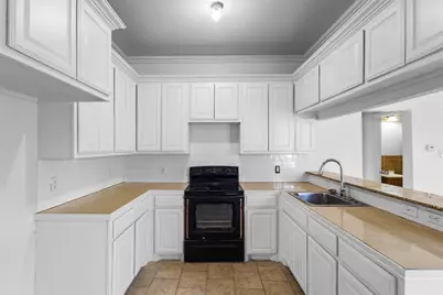 704 S Beacon Street, Dallas, TX 75223 - Photo 10