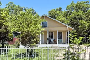 704 S Beacon St, Dallas, TX 75223 - Photo 1