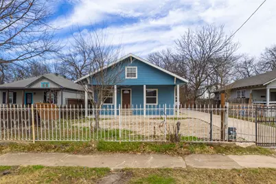 704 S Beacon Street, Dallas, TX 75223 - Photo 1