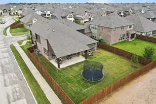 900 Superbloom Ave, Justin, TX 76247 - Photo 34