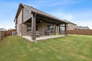 900 Superbloom Ave, Justin, TX 76247 - Photo 30