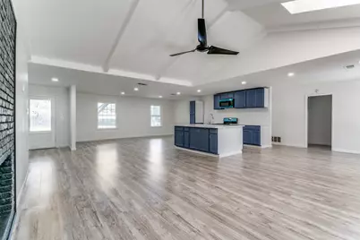 933 Charleston Court, Bedford, TX 76022 - Photo 4