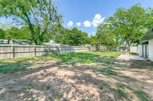933 Charleston Ct, Bedford, TX 76022 - Photo 24