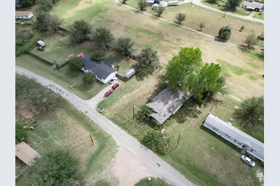 000 Blackfoot Trail, Weatherford, TX 76087 - Photo 6