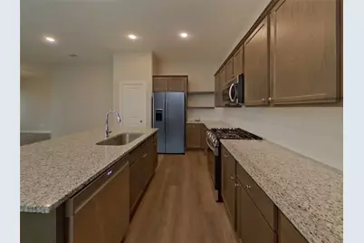 718 Lacewing Drive, Arlington, TX 76005 - Photo 4
