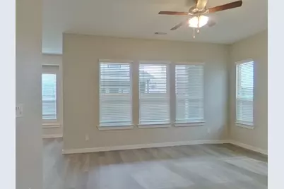 718 Lacewing Drive, Arlington, TX 76005 - Photo 2