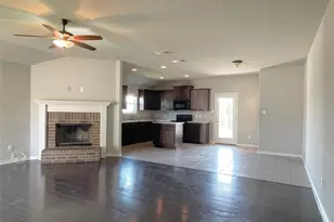 2525 Elk Creek St, Temple, TX 76504 - Photo 4