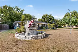 1029 S Bryan St, Mesquite, TX 75149 - Photo 38