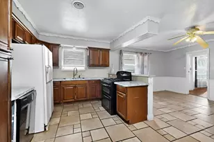 1029 S Bryan St, Mesquite, TX 75149 - Photo 10